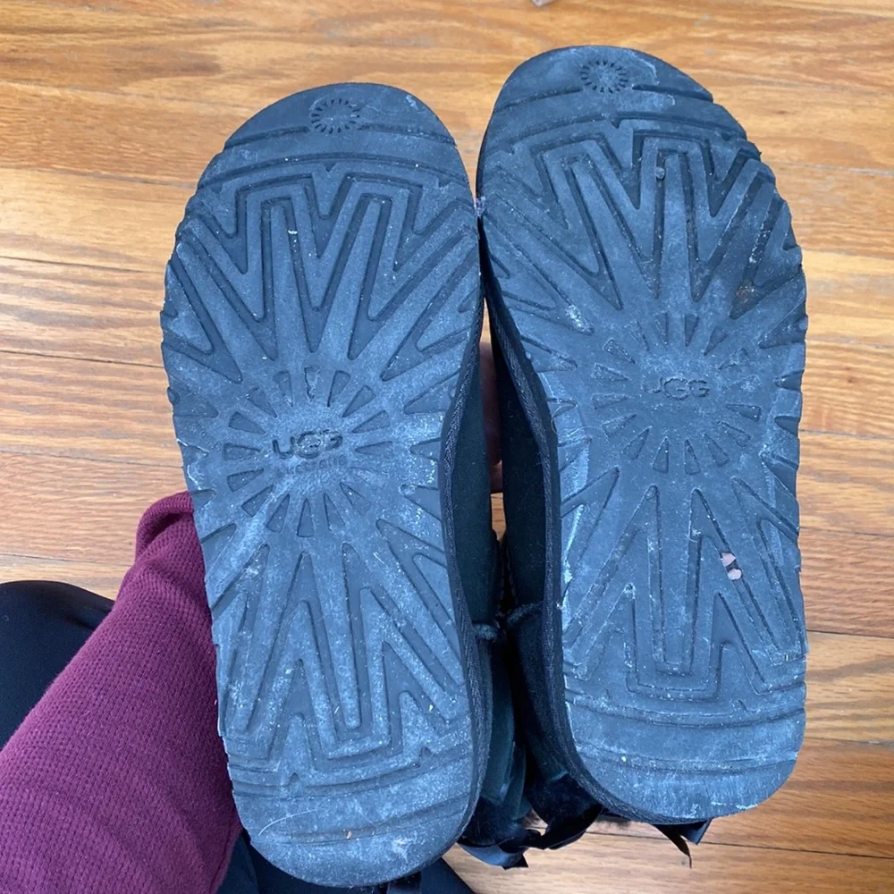 Black Bailey Bow Ugg Boots Medium Height - Worn - Picture 8 of 8